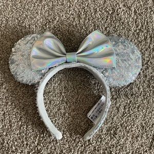 Metallic Silver Disney Minnie Ears